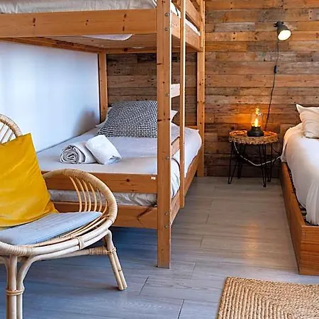Auberge de jeunesse Alex Surf